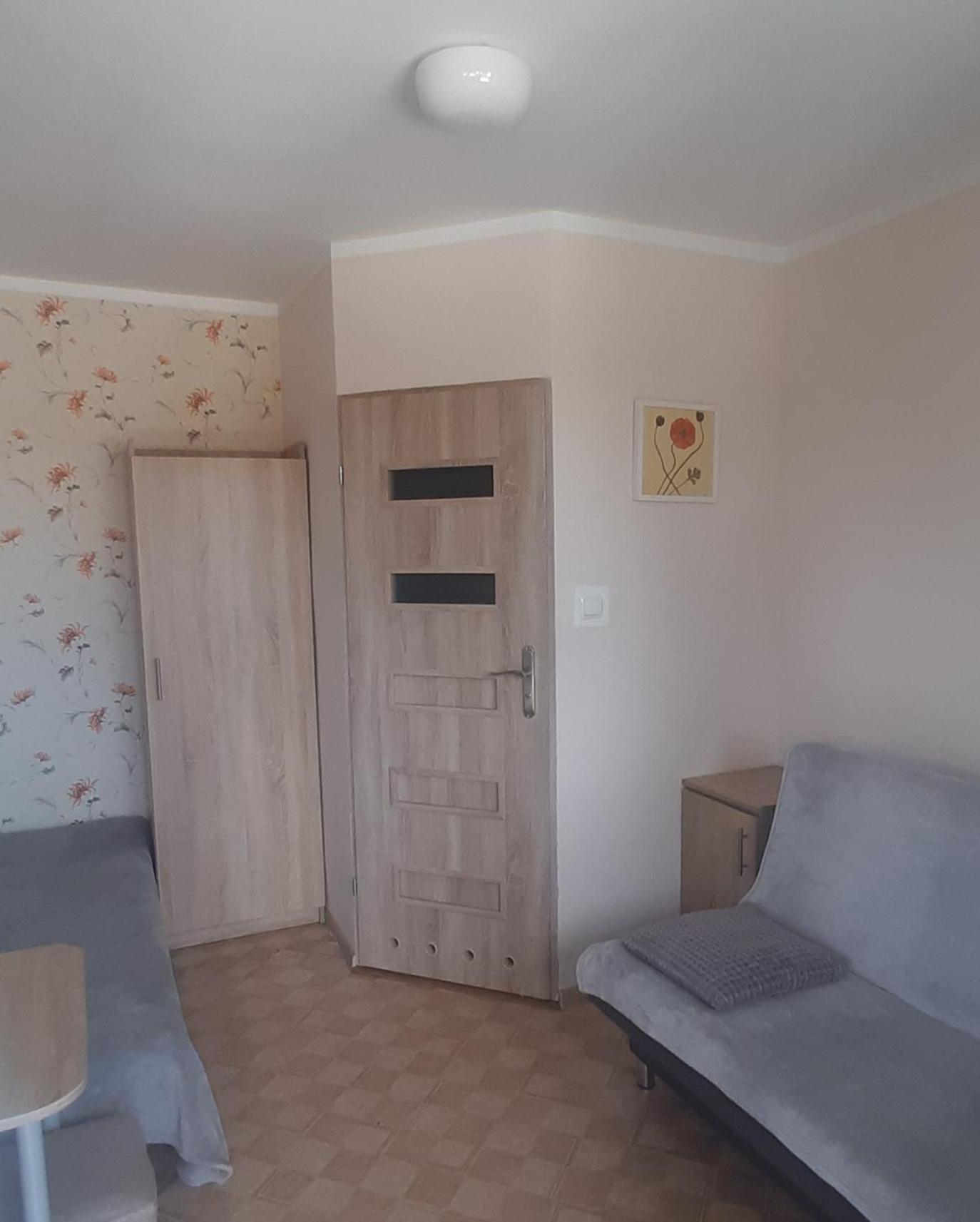 Hotel Dom Wczasowy Lodzianka Treptower Deep Exterior foto