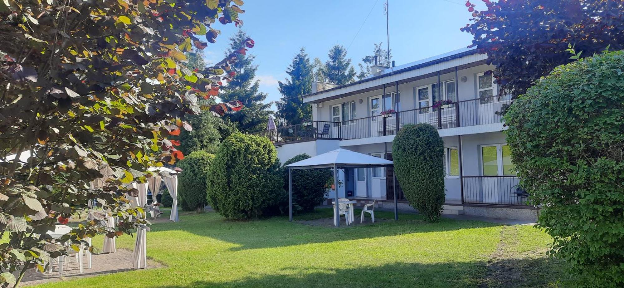 Hotel Dom Wczasowy Lodzianka Treptower Deep Exterior foto